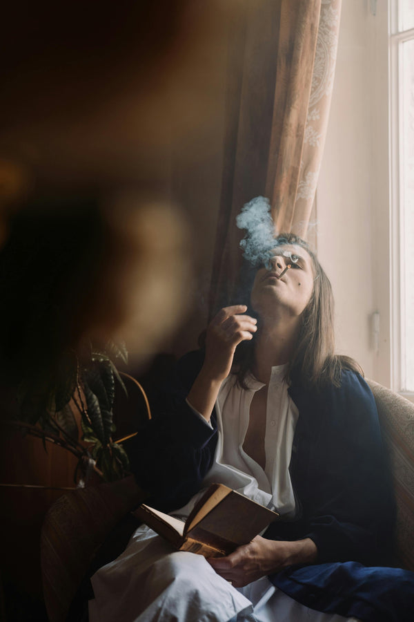 ¿Hasta Dónde Llega el Olor de la Marihuana? Descubre Cuánto Viaja el Humo
